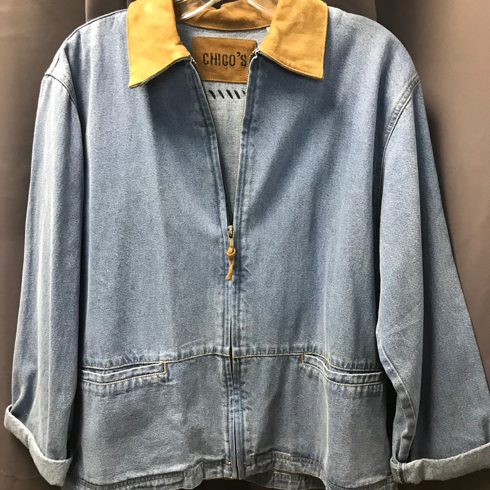 Chico’s Design jean jacket with detail on back
